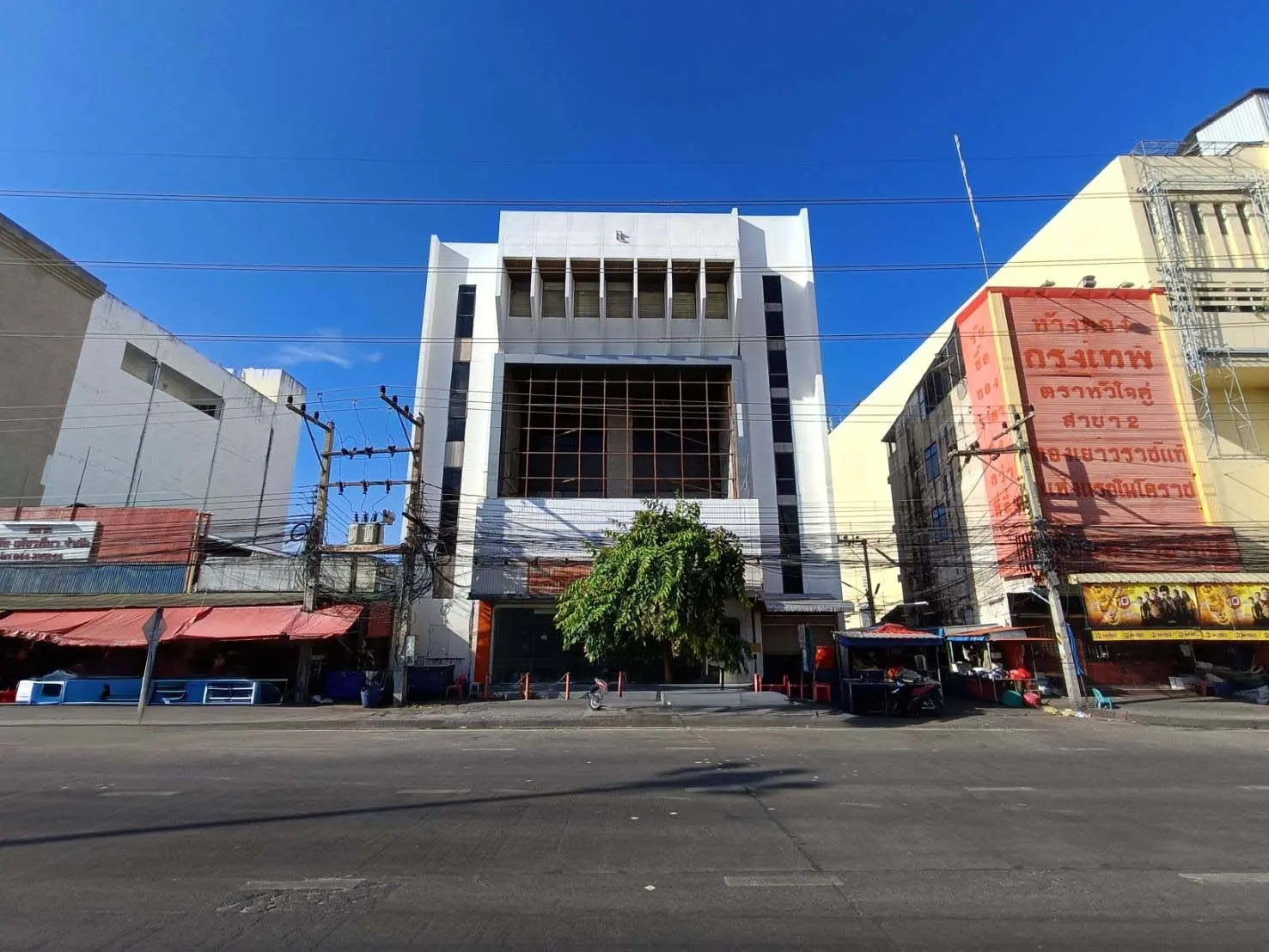 ขาย สำนักงาน ถนนมิตรภาพ-นครราชสีมา จังหวัดนครราชสีมา ราคาโปรโมชั่น ลดพิเศษ