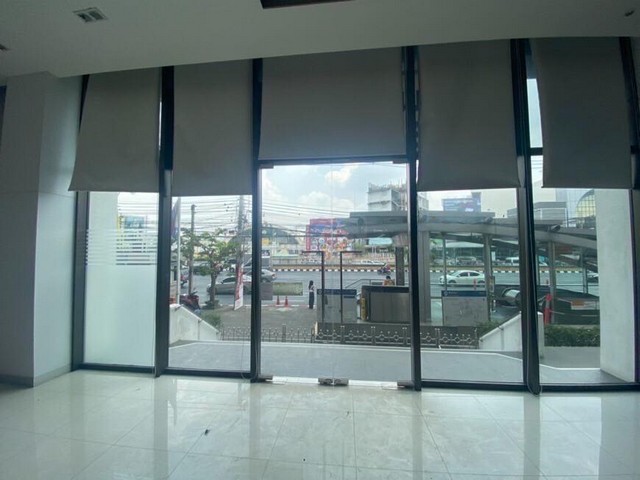 ให้เช่าพื้นที่สำนักงาน ขนาด 183 ตรม. ถนนพระรามที่ 4 ติด MRT หัวลำโพง เหมาะทำโชว์รูม ร้านกาแฟ ร้านอาหาร ธุรกิจที่ต้องการหน้าร้าน