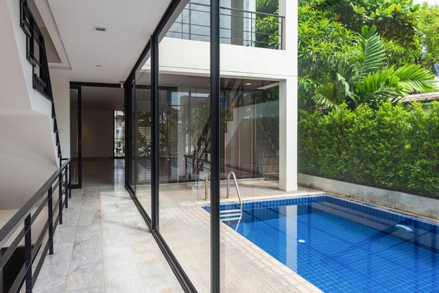 ให้เช่าบ้านเดี่ยว4ชั้นย่านอารีย์พญาไท750 ตร.ม.พร้อมสระส่วนตัวใกล้BTSอารีย์กระทรวงการคลัง