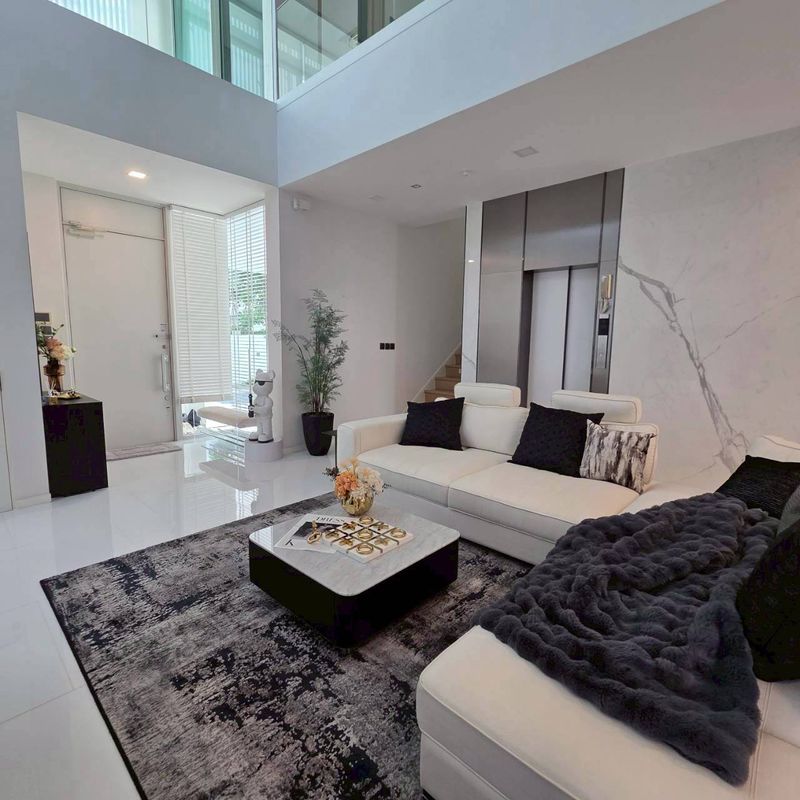 ขายบ้าน VIVE Ekkamai-Ramintra:วีเว่ เอกมัย-รามอินทรา  ตกแต่งใหม่พร้อมเข้าอยู่