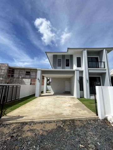 โซนป่าแดด ขาย 5.19 ล้าน 67.5 ตรว. บ้านสร้างใหม่ 2 ชั้น #ใกล้สนามบินเชียงใหม่ ไม่มีเสียงเครื่องบินรบกวน เดินทางสะดวก เข้าออกได้หลายเส้นทาง