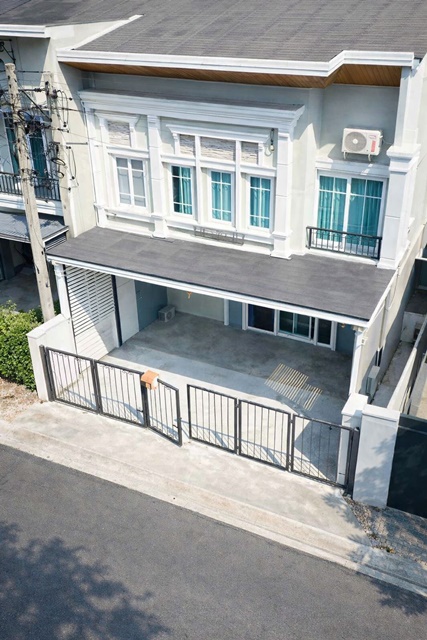 นิคมอัญธานี เจโม 900 ม.4 นอน ม.ราม2  22ตร.ว. บางนา-สวนหลวง ทาวน์เฮาส์หัวมุม 2 ชั้น 3น้ำ 150 ตร.ม. เมกา บางนา เซ็นทรัล บางนา แยกทุ่งเศรษฐี