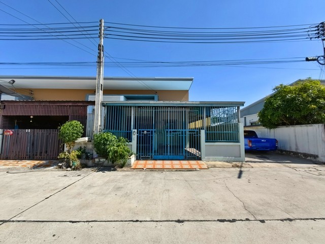 ขายทาวน์เฮ้าส์ โครงการ เดอะเน็กซ์ทาวน์โฮม บึง 2 อำเภอศรีราชา จังหวัดชลบุรี