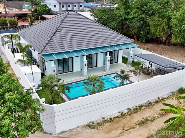 P2176 ขายด่วน  พูลวิลล่าหรู สร้างใหม่ ห้วยใหญ่ พัทยา ห้วยใหญ่ ถนนเทศบาล 1 พร้อมสระว่ายน้ำ