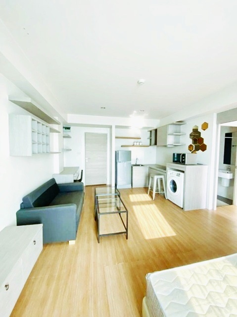 ม.รังสิต 2กม. 42ตร.ม ให้เช่าคอนโด เดอะ จีโอ การ์ดิน หลักหก 1นอน  ห้องขนาดใหญ่ 1น้ำ  โรบินสัน ศรีสมาน 2.3กม.