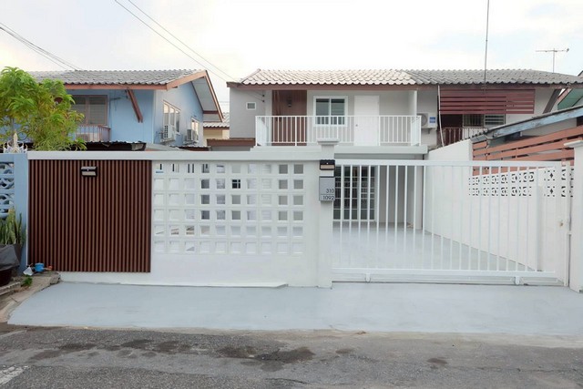 บ้านปิ่นเจริญ3 สรงประภา4 บ้านรีโนเวทใหม่ทั้งหลัง สวยพร้อมอยู่