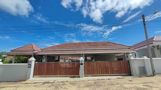 ขาย บ้านเดี่ยวชั้นเดียว  217  ตร.ว โชคชัย 4 บางเสร่ สัตหีบ ชลบุรี