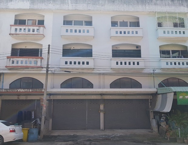 ขาย อาคารพาณิชย์ อำเภอพุทธมณฑล นครปฐม ห่างจาก   ตลาดศาลายา 2.0 km.