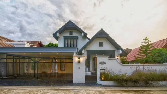 โซนแม่เหียะ ขาย 14.9 ล้าน 101 ตรว. บ้านพูลวิลล่าสวย #อำเภอเมือง #รีโนเวทใหม่ สไตล์​ #English​ cottage​style​ #ซื้ออยู่เองหรือปล่อยเช่าได้