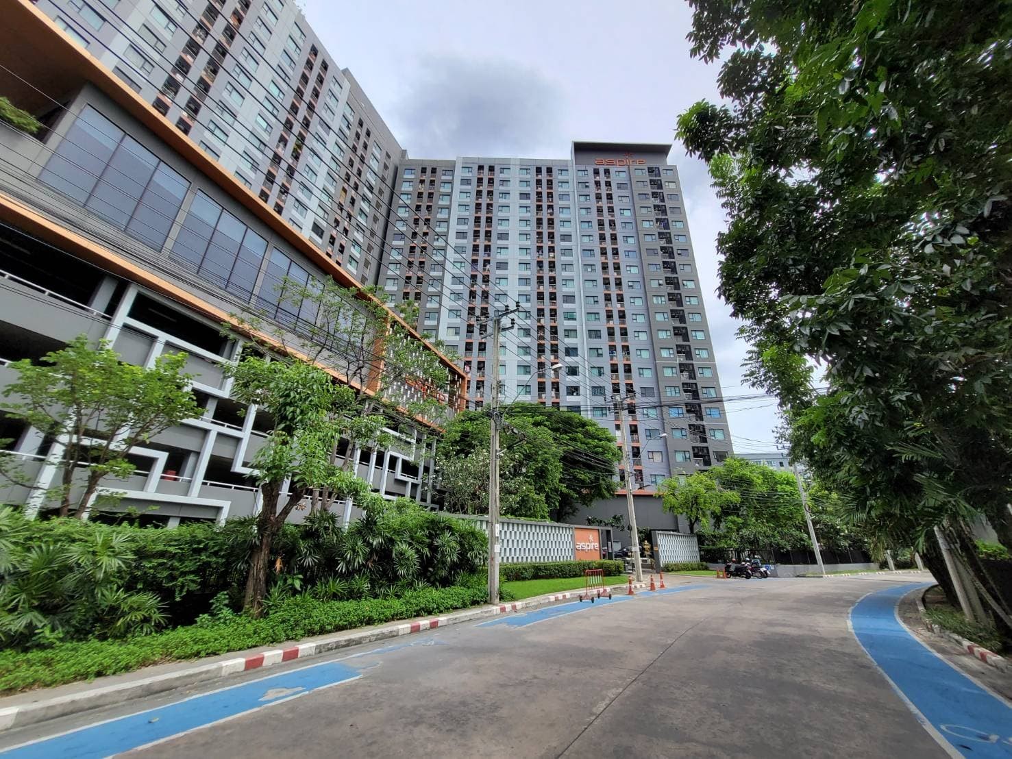 ขายคอนโด แอสปาย สาทร-ตากสิน (คอปเปอร์โซน) เขต จอมทอง จังหวัด กรุงเทพมหานคร