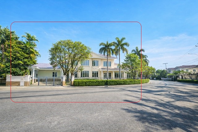 6นอน ขาย คฤหาสน์หรู 2 ชั้น 2 หลังใหญ่ติดกัน  ตลาดถนอมมิตร 1.4 กม. MRT วัชรพล 2.1กม. รามอินทรา