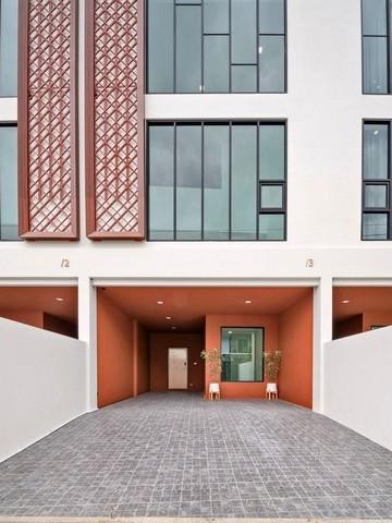 ให้เช่าโฮมออฟฟิศ3.5ชั้น 225 ตร.ม.ย่านนาคนิวาส ลาดพร้าว71โชคชัย4ใกล้MRTลาดพร้าว71MRTโชคชัย4