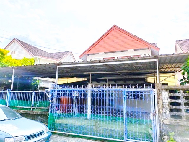 คฤหาสน์ ให้เช่าบ้านเดี่ยว 2 ชั้น 62ตร.วา. 242 ตร.ม.  3 นอน 2 น้ำ ถ.สามัคคี ประชาชื่น MRT เมืองทองธานี 1.8 กม. ติดทางด่วน ศรีรัช