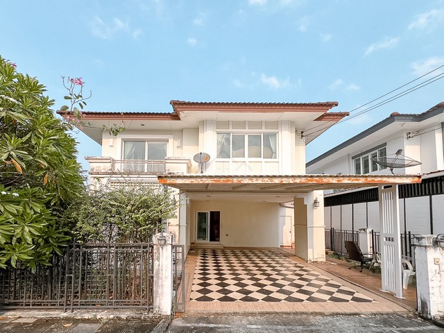 ขายบ้านเดี่ยว 2 ชั้น หลังมุม 67.6 ตร.ว. เดอะ เซนโทร รามอินทรา ซอยถนนเมนกว้าง ทำเลดี ใกล้แฟชั่น ไอส์แลนด์