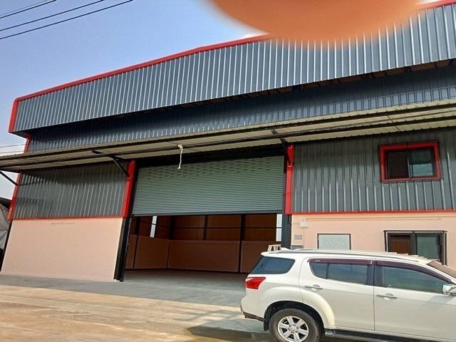 ให้เช่าโกดังพร้อมออฟฟิศ 300 ตรม. สูง 10 เมตร ซอยลาดกระบัง 14-1 ใกล้ Motorway วงแหวนใกล้สนามบินสุวรรณภูมิ