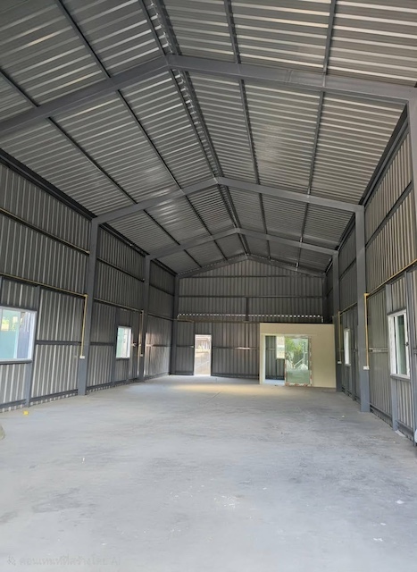 BST1081 ให้เช่าโกดังใหม่ ลาดพร้าว สตรีวิทยา 2 โชคชัย 4 เข้าออก 2 ทาง ใกล้ทางด่วน เหมาะธุรกิจ