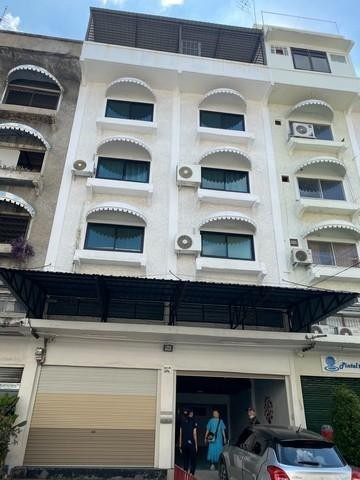 ให้เช่าอาคารพาณิชย์2คูหาย่านลาดพร้าวบางกะปิ ซอยลาดพร้าว128ใกล้รถไฟฟ้าMRTลาดพร้าว 101เหมาะทำออฟฟิศหรือร้านค้า