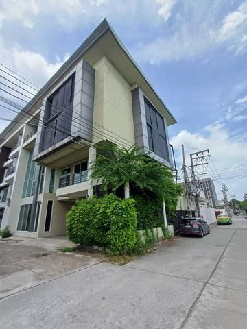 P2185 ขาย โฮมออฟฟิศ 4 ชั้น ห้องมุม รามอินทรา ใกล้แฟชั่นไอแลนส์ MRT วงแหวนรามอินทรา ถนนรามอินทรา ซอยรามอินทรา