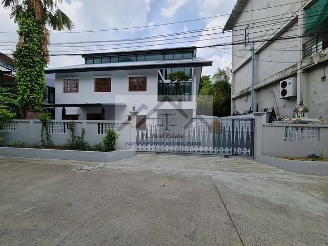 ให้เช่าโฮมออฟฟิศ2ชั้น70ตร.ว.ย่านโชคชัย4ลาดพร้าวใกล้MRTโชคชัย4ใกล้นาคนิวาส ลาดพร้าววังหิน เลียบด่วน