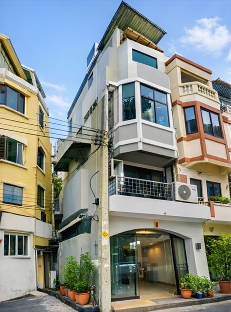 เพลินนารี่ มอลล์ ตลาดถนอมมิตร 2กม. อาคารให้เช่า 4.5 ชั้น ห้องริม 3 นอน MRT รามอินทรากม6. 200ม. นวลจันทร์ 500 ม.ทำเลติดถนนรามอินทรา