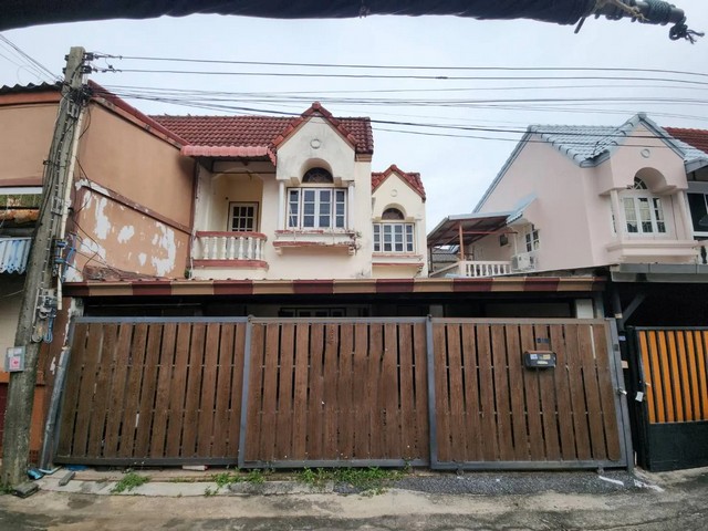 ขาย บ้านแฝด มนนที วิลล่า เมืองฉะเชิงเทรา ถนน เทพคุณากร