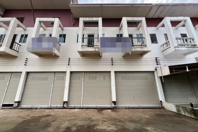 ขายอาคารพาณิชย์  ถนนเกาะคา-ห้างฉัตร  อำเภอห้างฉัตร  ลำปาง