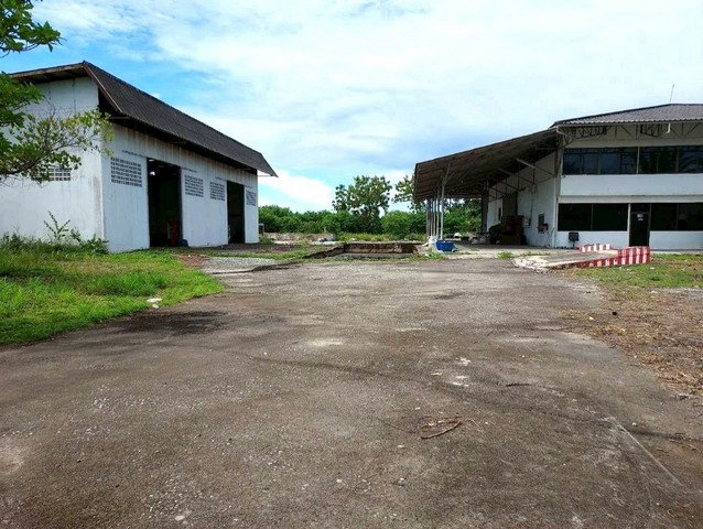 ให้เช่าโกดังบางละมุงชลบุรี ให้เช่าโรงงาน/โกดัง ที่ดินขนาด 6-2-0 ไร่ สามารถขออนุญาต รง.4 (105)(106) ได้