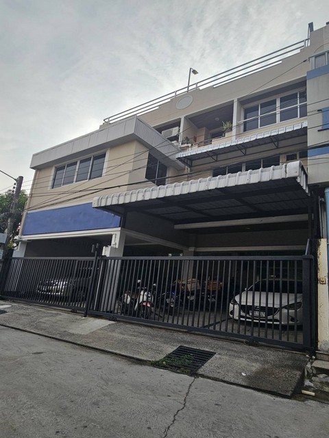 ขายโฮมออฟฟิศ 3 ชั้น 50 ตรว บางนา-ตราด 21 ทะลุอุดมสุข 56 ใกล้เซ็นทรัลบางนา