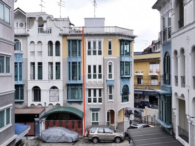 Golden Dragon Rare!! Home Office เยาวราช! ขายทาวน์โฮมหลังมุม 25.7 ตร.วา ไอวี่ ไชน่าทาวน์ (Ivy Chinatown) ใกล้ MRT วัดมังกร MRT หัวลำโพง