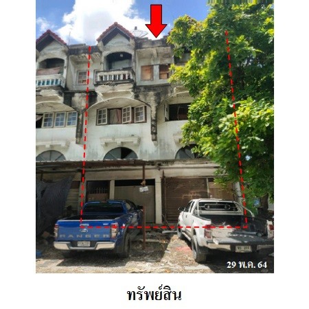 ขายอาคารพาณิชย์ 3.5 ชั้น 2 คูหา เขตมีนบุรี กรุงเทพฯ  ถนนเสรีไทย