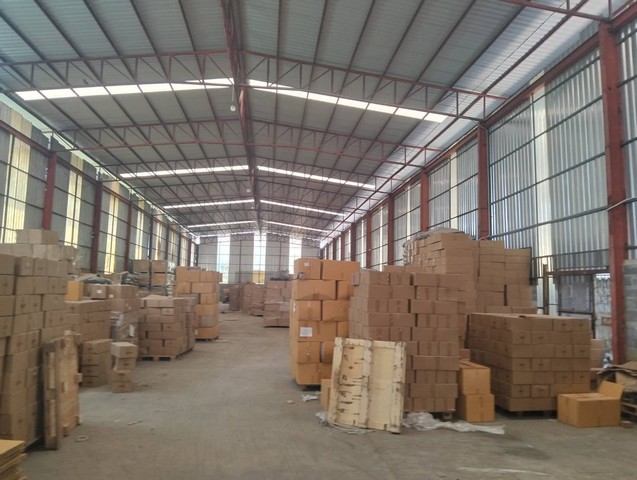 เช่าโกดัง  พื้นที่ 2000 ตารางเมตร ตำบลทุ่งสุขลา อำเภอศรีราชา  จังหวัด ชลบุรี