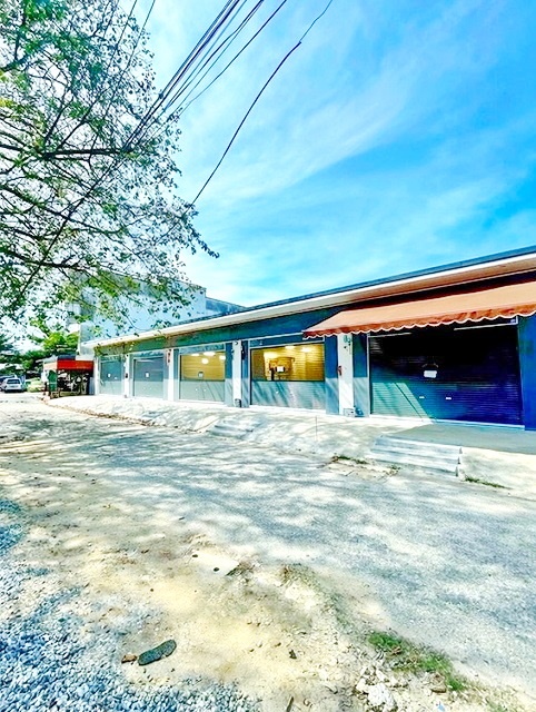 ให้เช่า ร้านค้า หรือออฟฟิศ  60ตร.ม.เทศบาลเมืองฉะเชิงเทรา 400 ม. ลดราคาครั้งที่3 โรบินสัน บิ๊กซี ฉะเชิงเทรา ติดถนน เหมาะทำออฟฟิศ 1 นอน