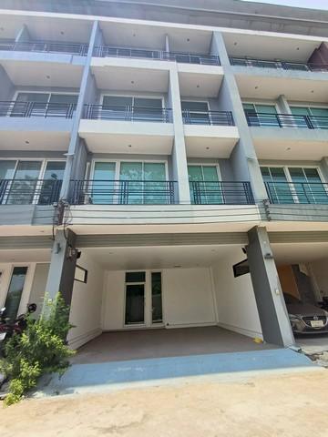 ให้เช่าทาวน์โฮม4ชั้น 300ตร.ม.ย่านรามอินทราใกล้แฟชั่นไอแลนส์ MRTวงแหวนรามอินทรา