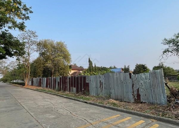 ขายที่ดิน296 ตารางวา ซอยหมู่บ้านเสรีวิลล่า ศรีนครินทร์ 55 ใกล้ถนนศรีนครินทร์ สวนหลวง ร.9 หลังห้างพาราไดซ์