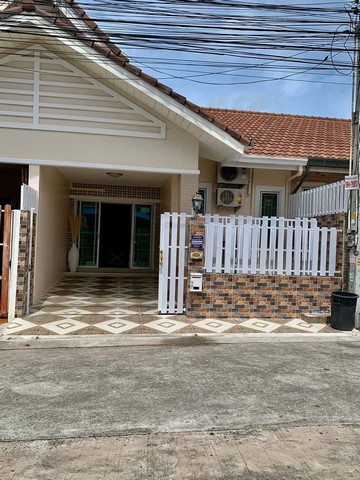 ขายทาวน์เฮ้าส์ หมู่บ้านโชคชัย 7 ซอยเขาน้อย พัทยา บางละมุง ชลบุรี FP-H01659