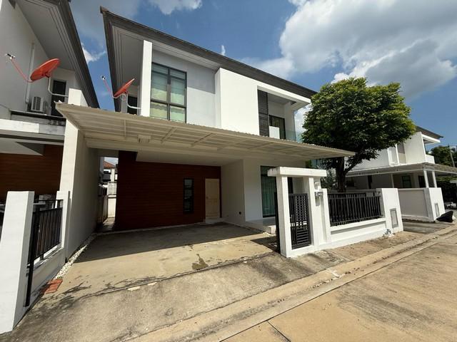 ให้เช่าบ้านเดี่ยว2ชั้นย่านรามคำแหงโครงการออร่ารามคำแหง94เฟอร์ครบใกล้รร.เตรียมอุดมน้อมเกล้า