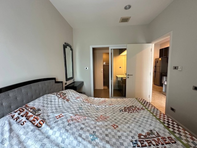 The Crest Sukhumvit 34 Comfortable Safe 10th Floor BTS Thonglor