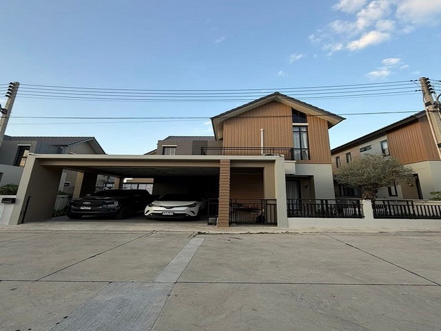 ขายบ้านหรู หนองมน บางแสน Golden Privet Phase 2 พร้อมอยู่ ใกล้บายพาส TP-H1815