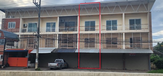 ขายอาคารพาณิชย์ ถนนโชตนา แม่ริม เชียงใหม่ ราคาต่ำกว่าประเมิน 2.3 ล้าน