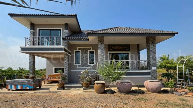 บ้านสวน 250 ตารางวา ถนนรังสิต - นครนายก คลอง 14 องครักษ์ นครนายก