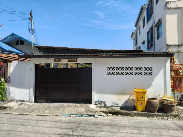 พื้นที่ดิน ที่ดิน วชิรธรรมสาธิต 33 พื้นที่ =  45 sq.wa  4000000 THAI BAHT ราคาดี -