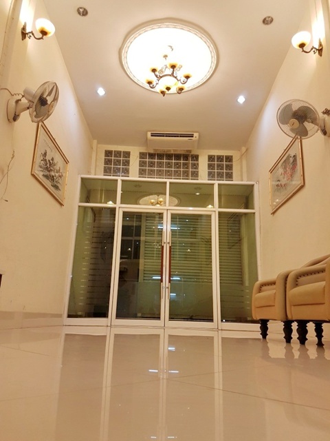 BTS วุฒากาศ 3.7 กม. ตลาดสดโอ๋เอ๋ 500 ม. พระราม2-7-13 ขาย-ให้เช่าอาคารพาณิชย์ 3 ชั้น 17 ตร.วา. 227 ตร.ม.