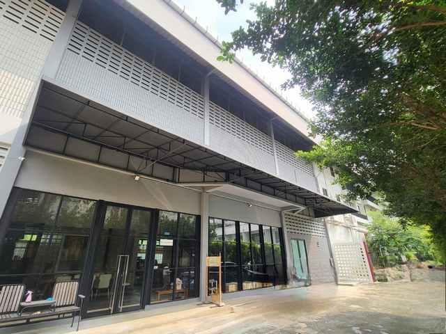 ออฟฟิศ ให้เช่า โซนพระราม 3 พื้นที่ใช้สอย 360 ตรม. บนพื้นที่ 1 ไร่ 4 ห้องทำงานใหญ่ ใกล้ Terminal 21 ค่าเช่า 180000/เดือน