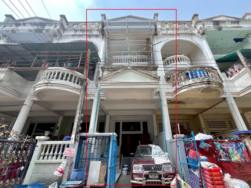 แรร์ไอเท็ม!!! ทรัพย์ใกล้รถไฟฟ้า ทำกำไร 6% ต่อปี! ขายทาวน์โฮม 3 ชั้น ใกล้ MRT บางแค และตลาดบางแค บ้าน 3ชั้น 4ห้องนอน