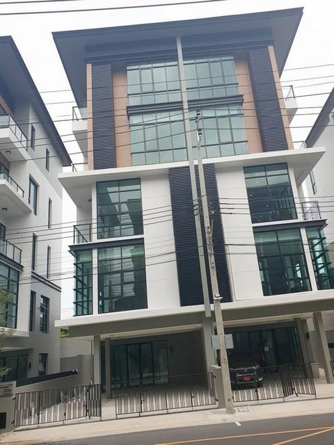 ให้เช่าโฮมออฟฟิต 5 ชั้น 480 ตร.ม. โครงการ พรีเมี่ยมเพลส เกษตรนวมินทร์ พร้อมลิฟท์
