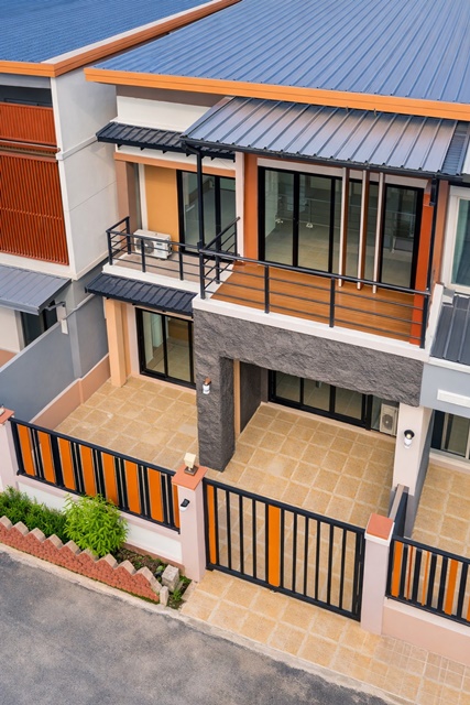 เชลล์ หนองคาย 1.4กม.ม.ขอนแก่น วิทยาเขตหนองคาย 800 ม.Caltex1.4กม.   ให้เช่าทาวน์โฮม 2 ชั้น พร้อมเฟอร์  4นอน  21ตร.วา. 170ตร.ม.  3น้ำ