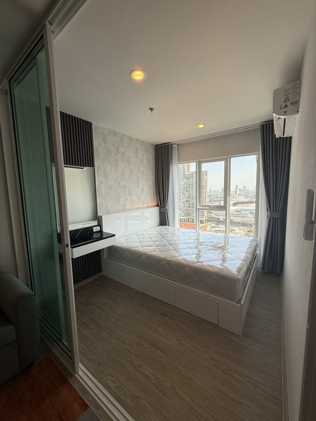 Regent Home Bangna beautiful view 25th floor BTS Bangna