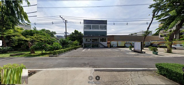 P1968 ให้เช่าอาคาร โชว์รูม สำนักงาน คลินิกความงาม 4 ชั้น ริมถนนประดิษฐ์มนูธรรม เลียบด่วนเอกมัย-รามอินทรา ใกล้ เซ็นทรัลอีสต์วิลล์ ติดถนนใหญ่