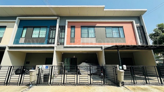 ทาวน์โฮม สิริ เพลส บางใหญ่ 4 ห้องนอน ราคาถูกที่สุดในโครงการ