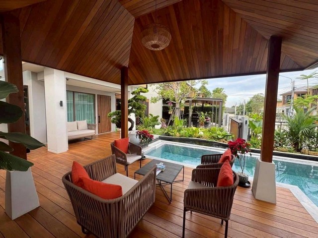 P1610 ให้เช่าบ้านเดี่ยว 2 ชั้น โครงการ บุราสิริ วัชรพล Burasiri Watcharapol Pool villa สระว่ายน้ำส่วนตัว ถนนสุขาภิบาล 5